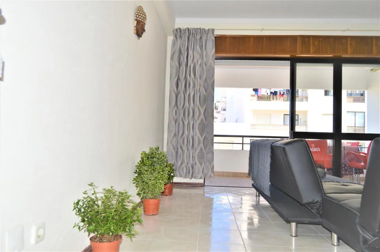 Apartment T2 Ashram - 100 Meters Quarteira Beach 0*,